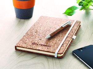 SUBER SET Eco-Friendly A5 Cork Notebook with Pen Gift Set - GiftRetail MO6202