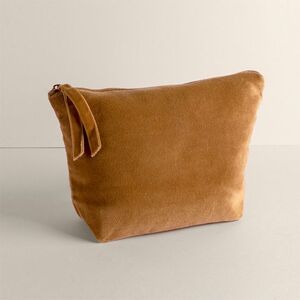 Goya 52540 - Velvety Smooth 325 gr/m² Toilet Bag IMANDRA